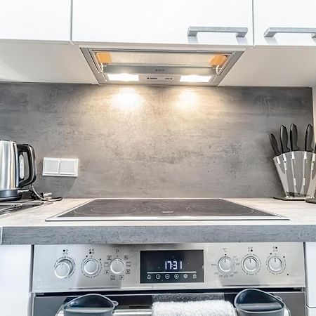 Charming 1Br, Steps From Reumannplatz U1 Daire Viyana Dış mekan fotoğraf