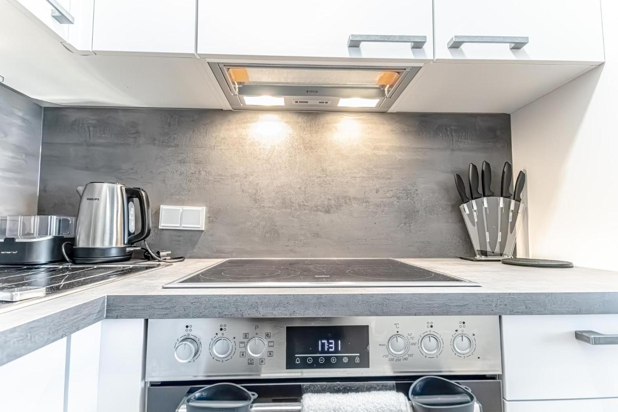Charming 1Br, Steps From Reumannplatz U1 Daire Viyana Dış mekan fotoğraf